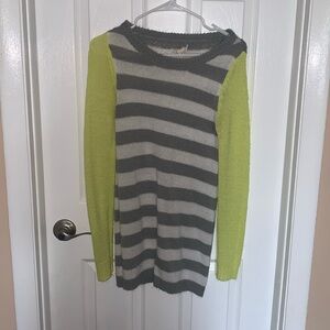 Gray and white striped sweater with yellow/lime green sleeves